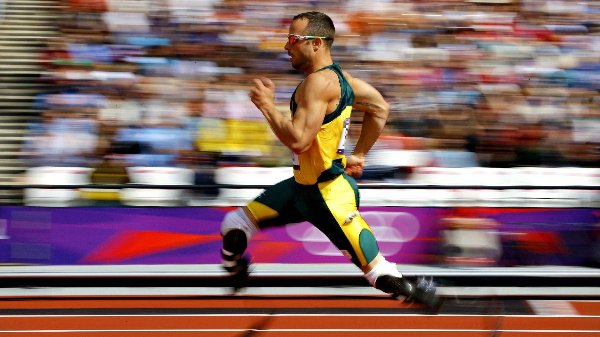 魔术险胜掘金，贝恩在欧冠半决赛接管比赛，跨越体育的决胜时刻